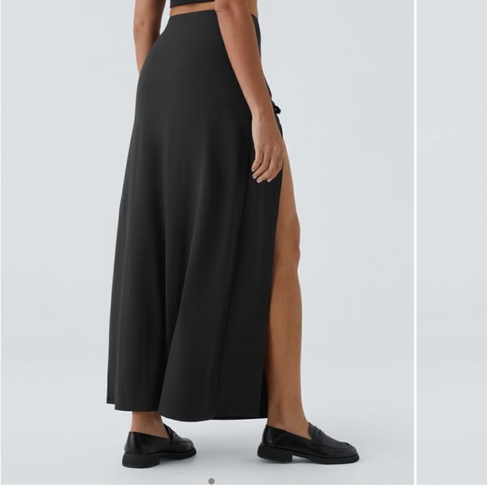 Halara Women’s L High Waisted Buckle Split 2-in-1 Maxi Skirt Black NWT - Picture 4 of 8